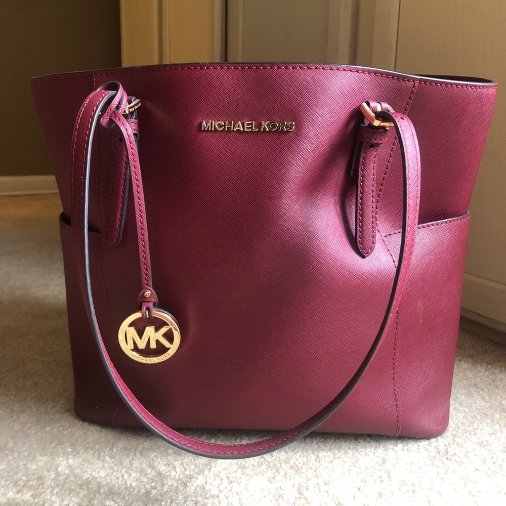 Micheal Kors Purse